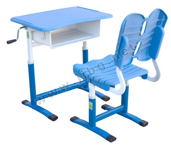 點擊查看商品:課桌椅