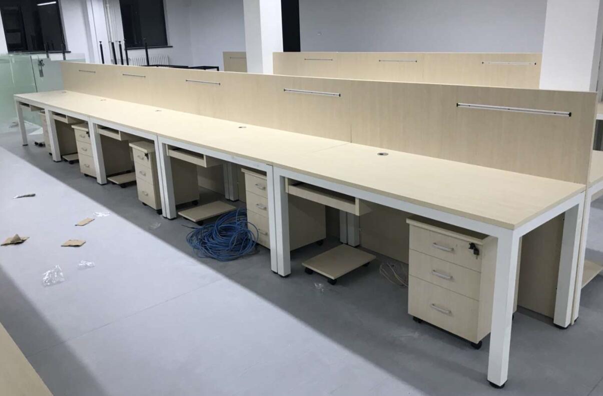 點(diǎn)擊查看商品:工位實(shí)景2